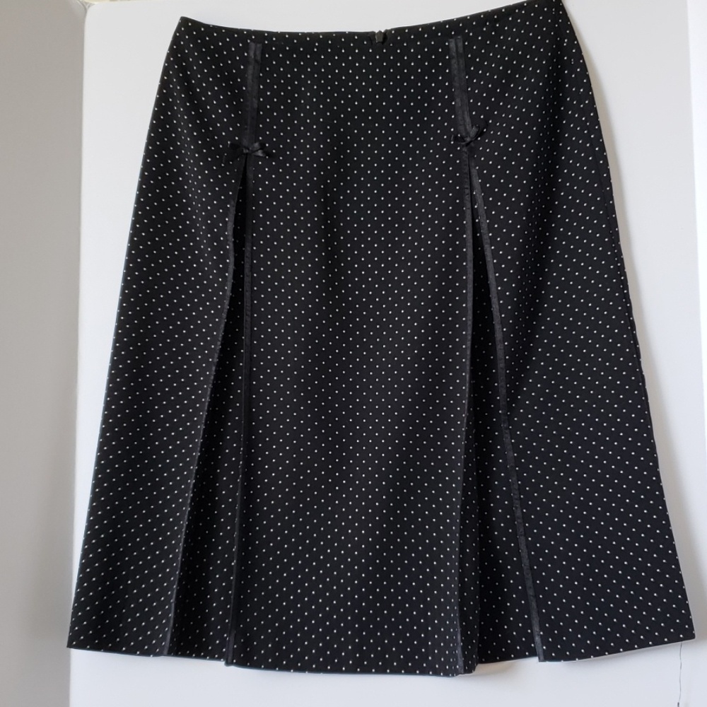 Size 8 Black & White A Line Skirt